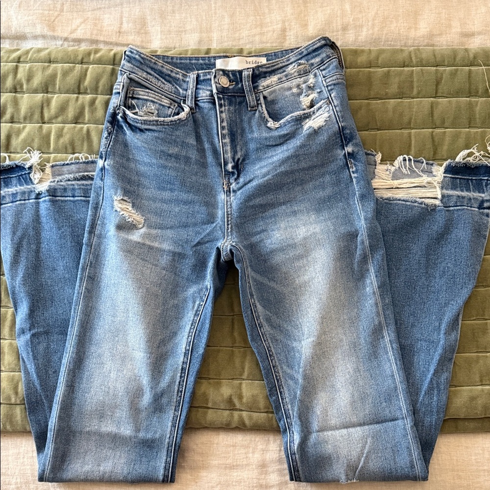 Bridge by Gly distressed jeans